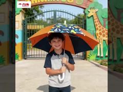 A Closer Look: 17-inch manual opening children's umbrella